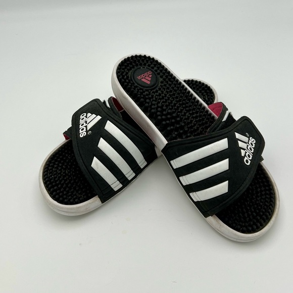 After work out slides - adidas shoes - Picture 2 of 5